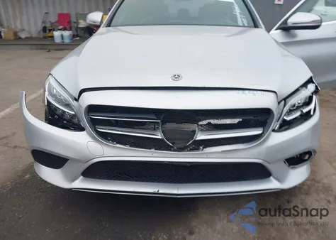 2020 Mercedes-Benz C 300 z USA, uszkodzony, nr VIN W1KWF8DB7LR595891